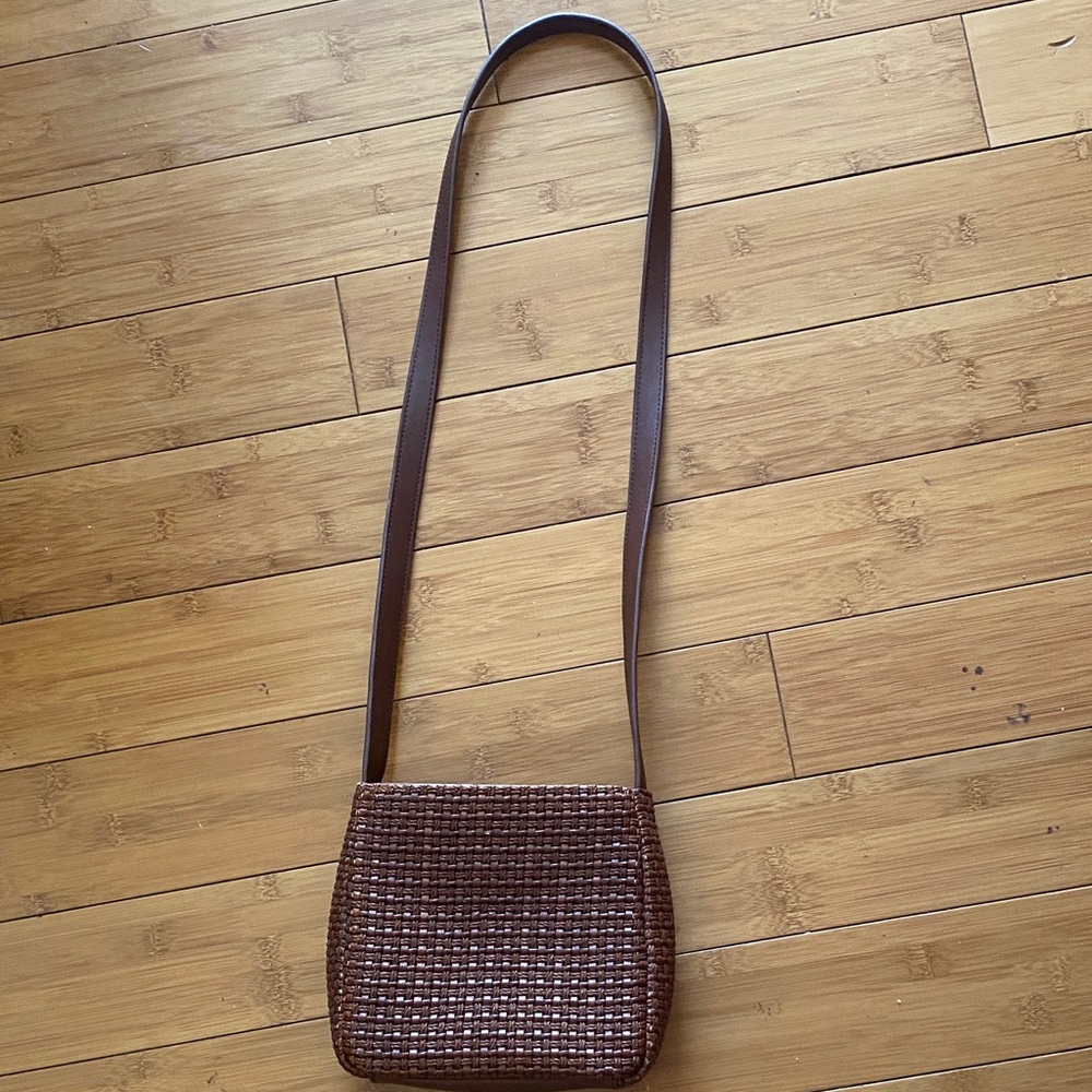 Fossil brown basket weave crossbody